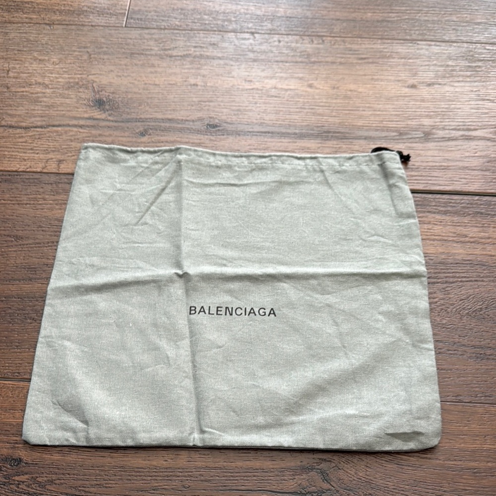 Balenciaga Gray/ Black Dust Bag Chic Design